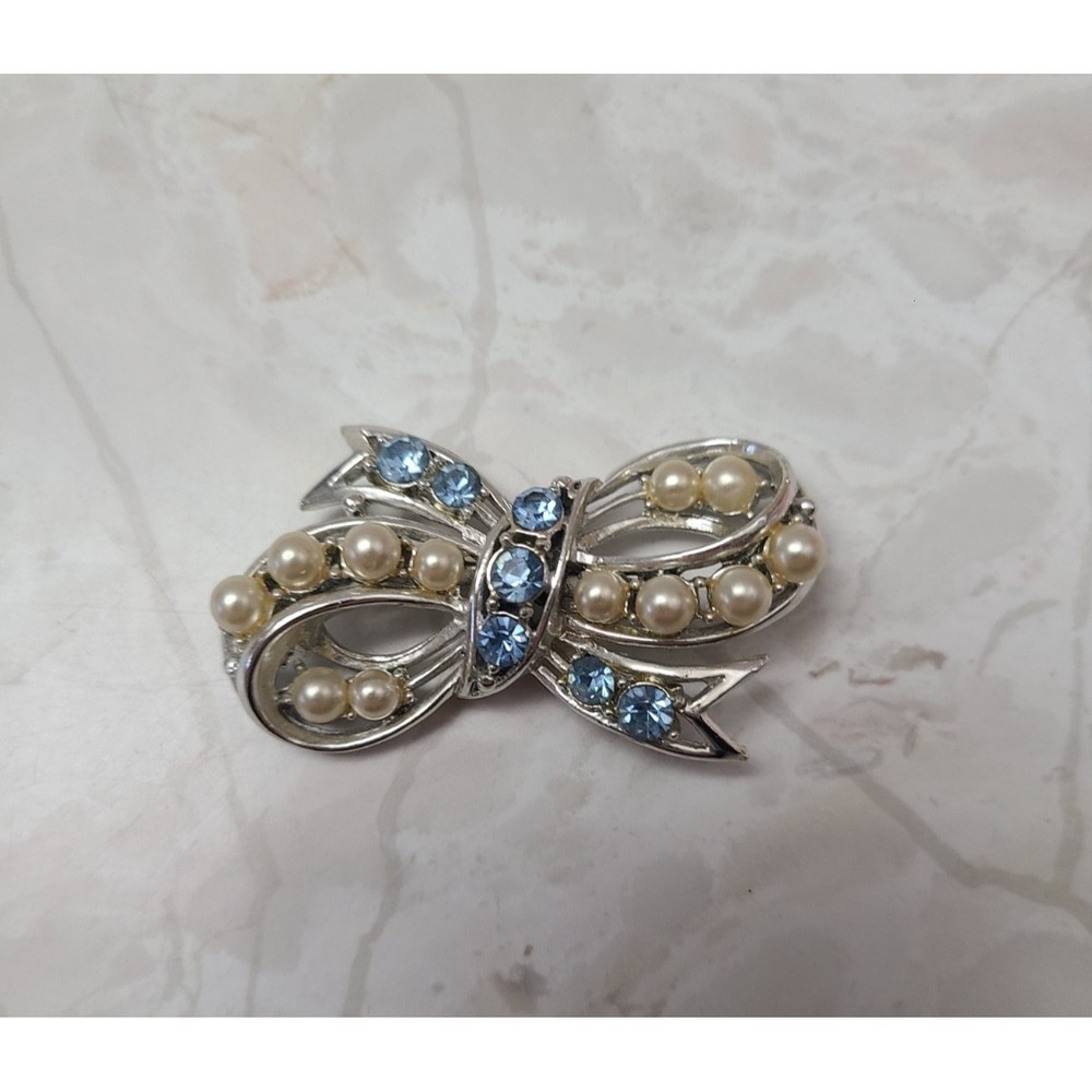 Vintage Silver Tone Blue Rhinestones Faux Pearls Bow Shape Pin Brooch